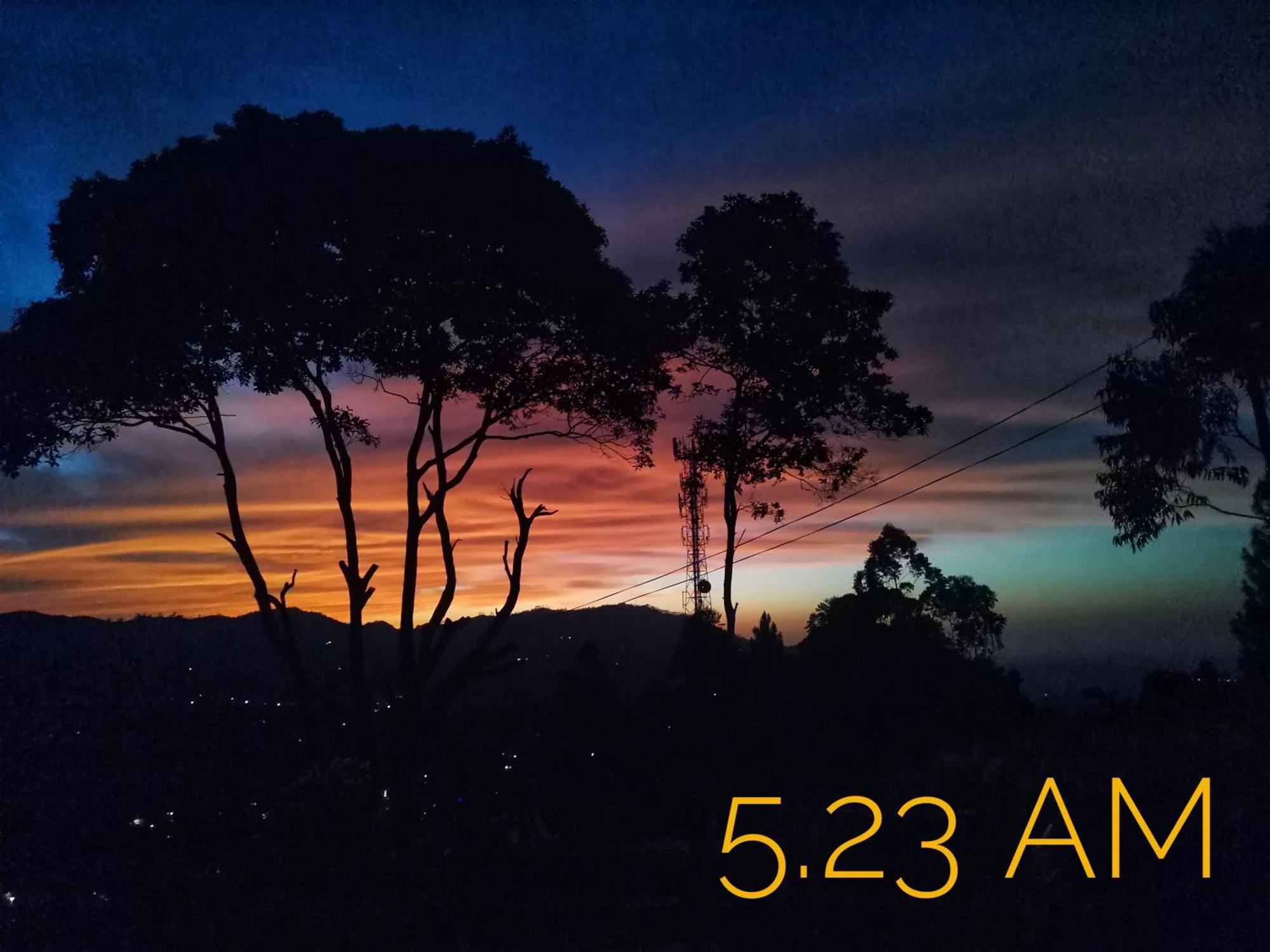 Bed and Breakfast Mountain Peak Ella Esterno foto